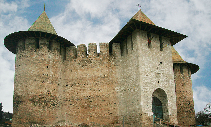 1280px-Soroca_Fort. 1280px-Soroca_Fort.