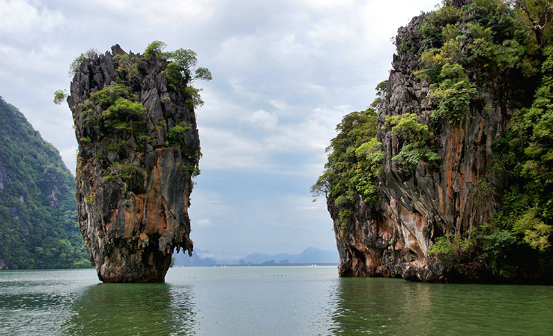 Thailand-rock-in-sea Thailand-rock-in-sea