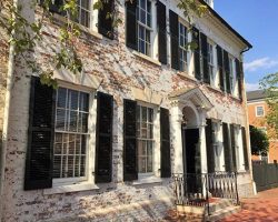 New (Even Older) Home from 1785 Classical Movements purchases and moves into a 230-year-old home at 711 Princess Street—the rectory for the famed Christ Church in Alexandria (the same church attended by George Washington and Robert E. Lee).