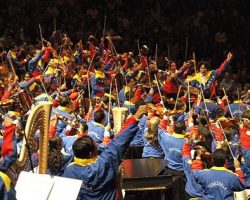 Gustavo Dudamel, Simón Bolívar Debut Askonas Holt invites Classical Movements to organize the first American tour by Venezuela’s Orquesta Sinfónica Simón Bolívar, conducted by a 27-year-old Gustavo Dudamel. Venues include the charismatic leader’s eventual home: Walt Disney Concert Hall in downtown Los Angeles, California.